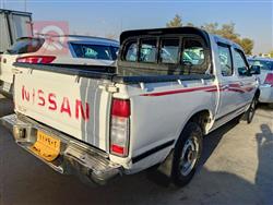 نيسان بيك اب